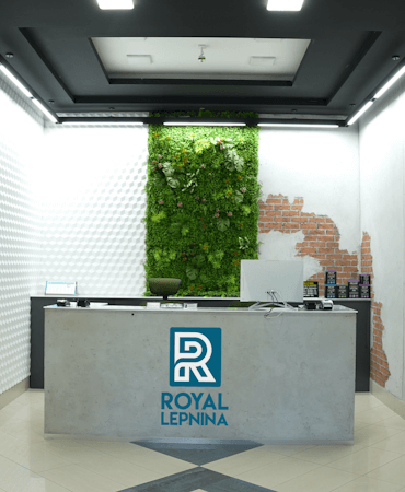 Royal Lepnina image